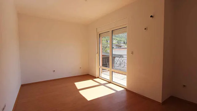 Wohnungen in einem Mehrfamilienhaus in Sutomore — photo 14